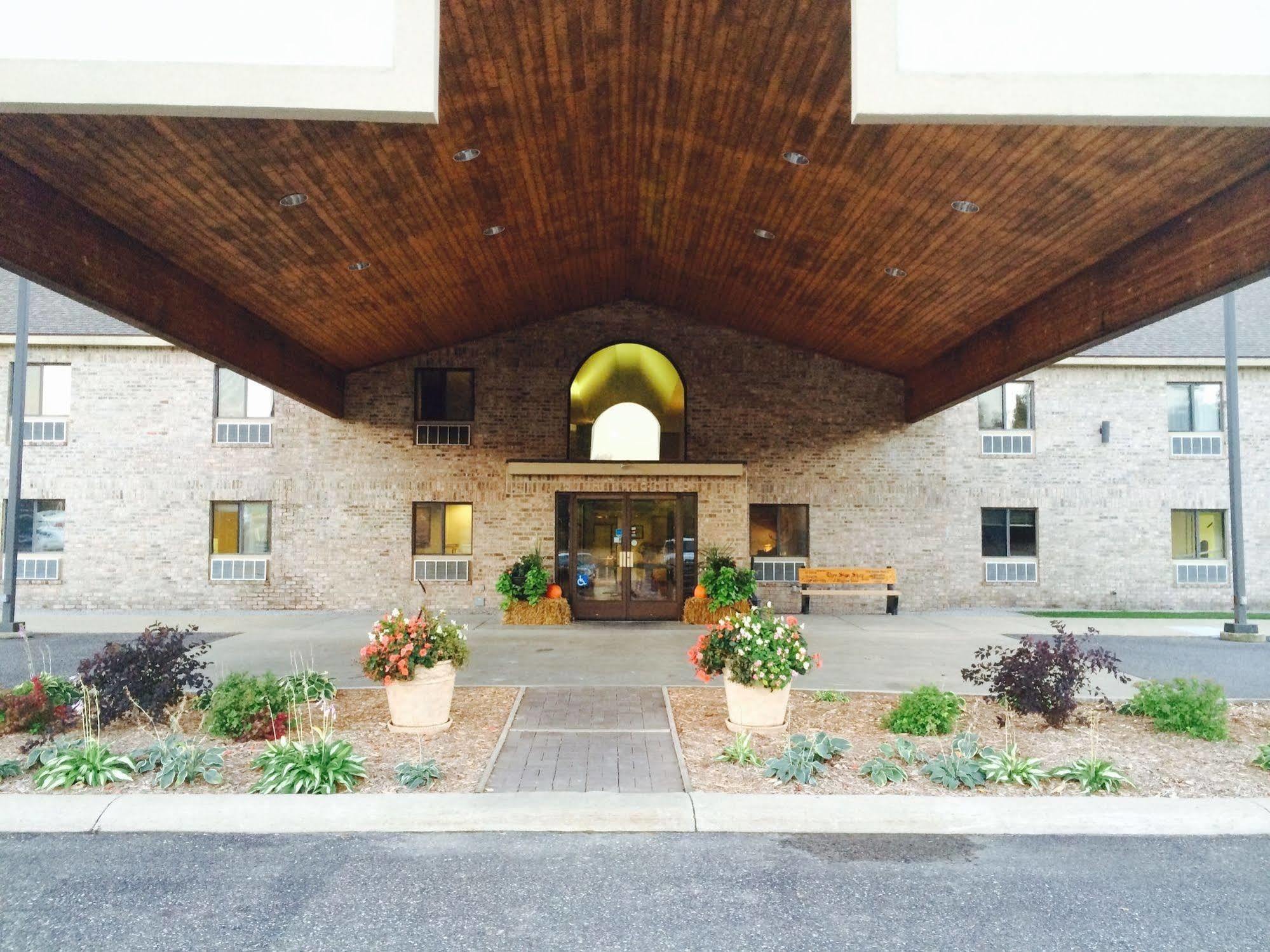 All Seasons Resort Kalkaska Exterior photo